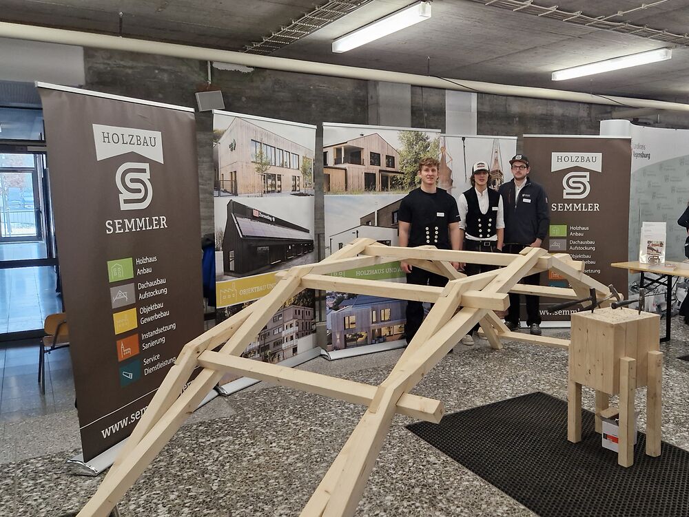 Ausbildungsmesse an der Mittelschule Hemau